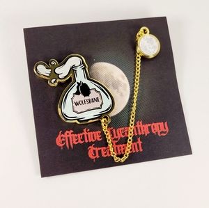 Harry Potter Wolfsbane Pin NEW